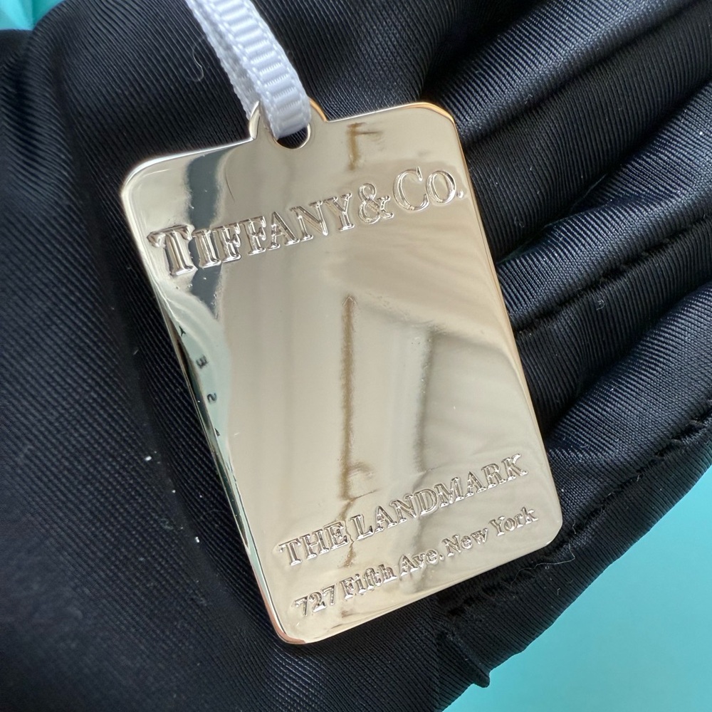 Tiffany Co NY the Landmark Charm Collective Limited Edition New - Picture 4 of 5